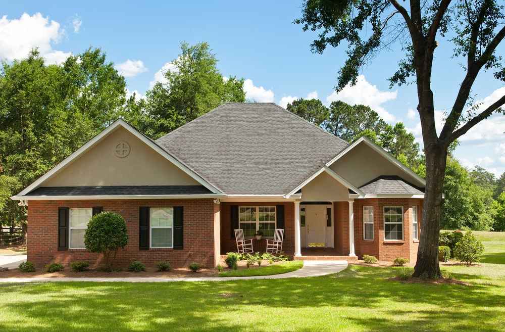 choosing asphalt shingle roofing in Massachusetts