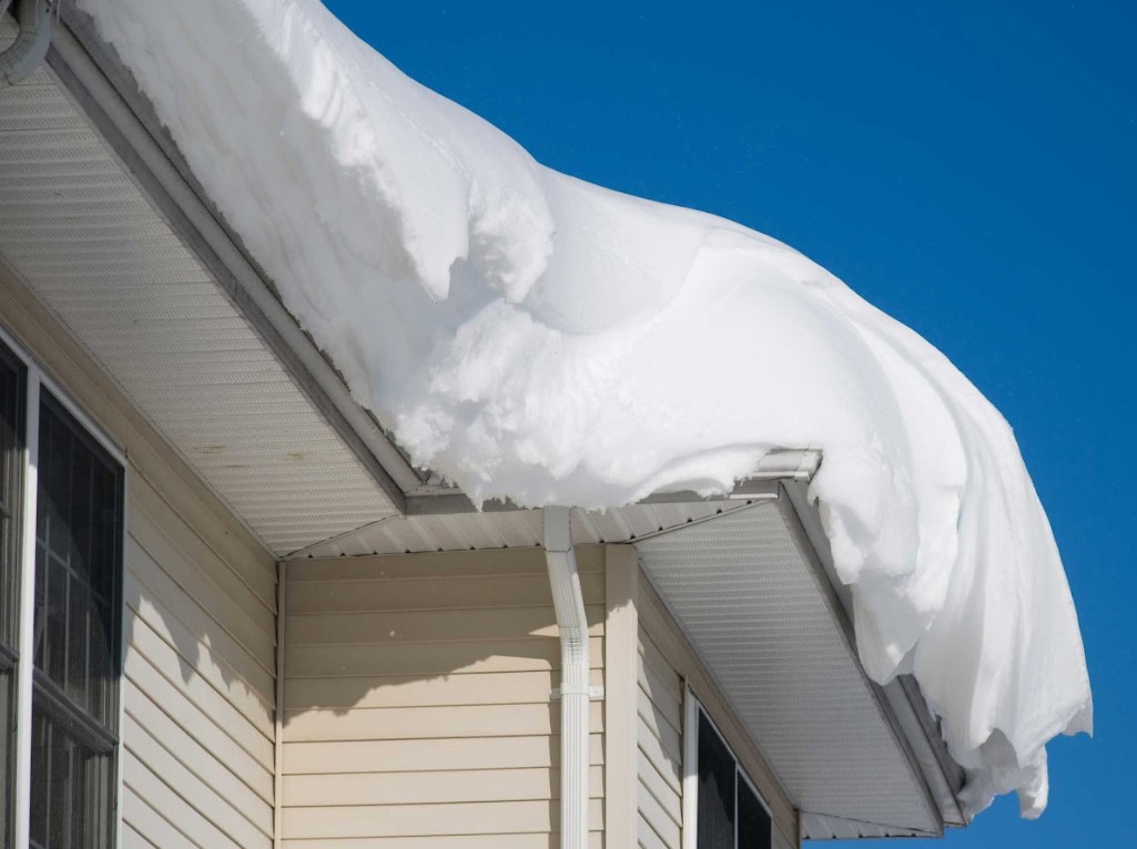 snow load on roof in Holbrook, MA