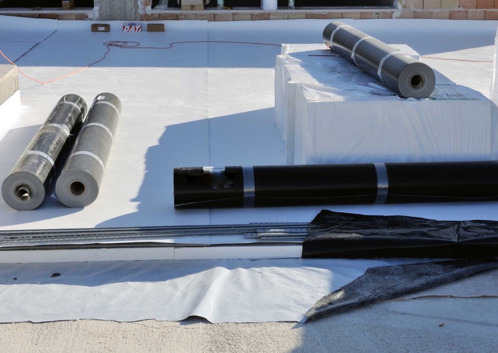 commercial roofing in Avon, MA
