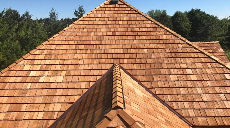 Cedar and wood shake roofing installation
